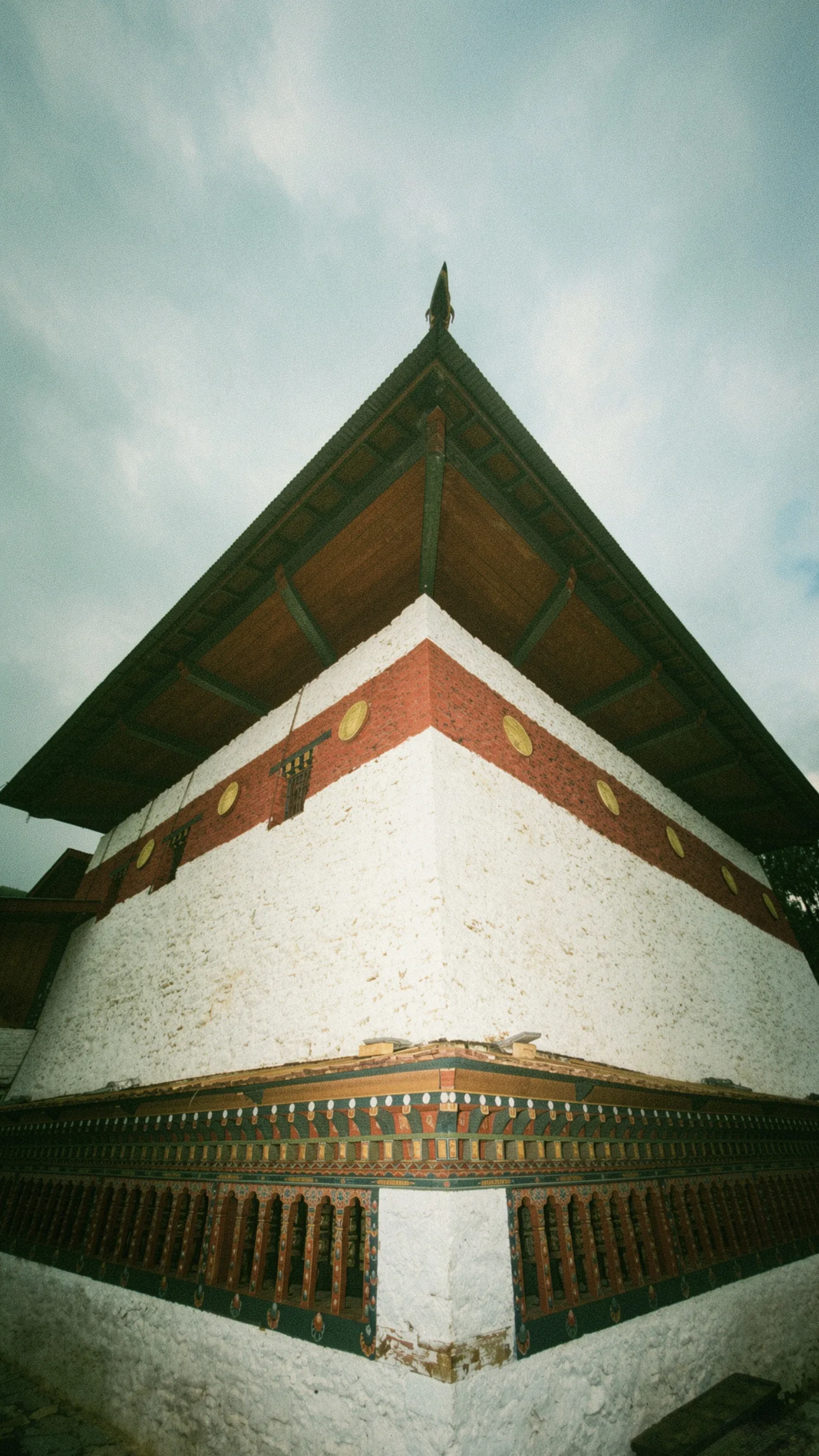 bhutanese-chorten-architecture-detail